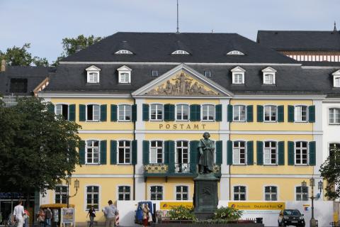 image Correos, Bonn, Alemania