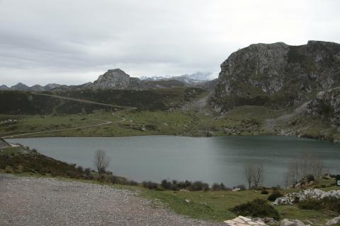 image Lago Enol, Covadonga, Asturias
