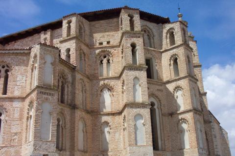 image Convento de San Pablo en Peñafiel, Valladolid