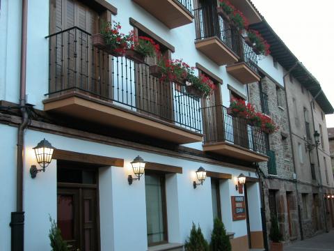 image Calle de Ezcaray, La Rioja