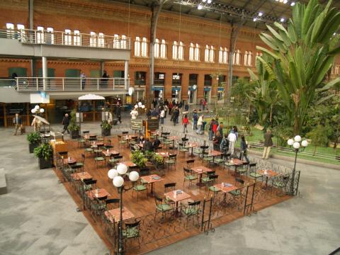 image Interior de la Estación de Atocha, Madrid