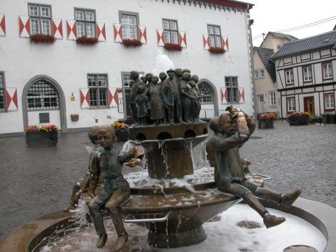 image Fuente, Linz am Rhein, Alemania