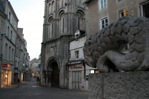 image Calle de Poitiers, Francia