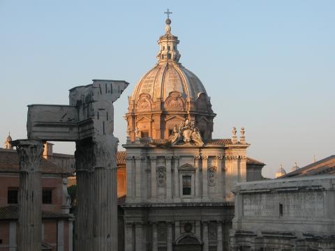 image Arquitectura Clásica y Renacentista en Roma, Italia