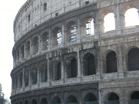 image Exterior del Coliseo, Roma, Italia