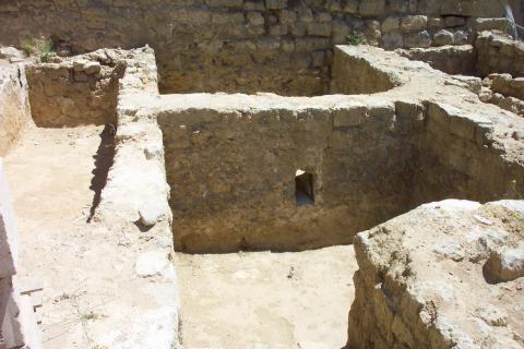 image Ruinas del sótano del castillo, Trigueros del Valle, Valladolid