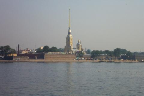 image Fortaleza de Pedro y Pablo, San Petersburgo, Rusia