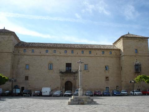 image Fachada del Palacio Ducal de Pastrana, Guadalajara