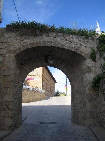 image Arco de San Francisco, Pastrana, Guadalajara