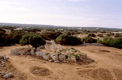 image Taula de Talatí de Dalt, Mahón, Menorca, Islas Baleares