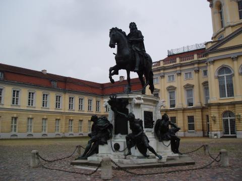image Entrada del Castillo de Charlotemburg, Berlín