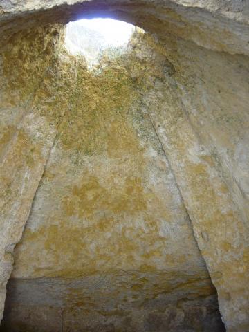 image Cámara funeraria de la tumba de Servilia, Carmona, Sevilla