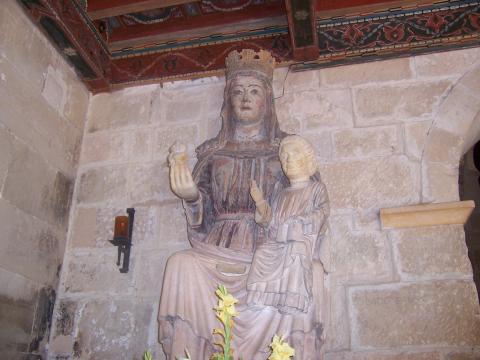 image Escultura, Nuestra señora de Marzo, Monasterio Santo Domingo de Silos, Burgos
