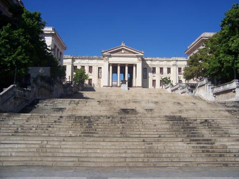 image Escalinata de la Universidad de la Habana, Cuba