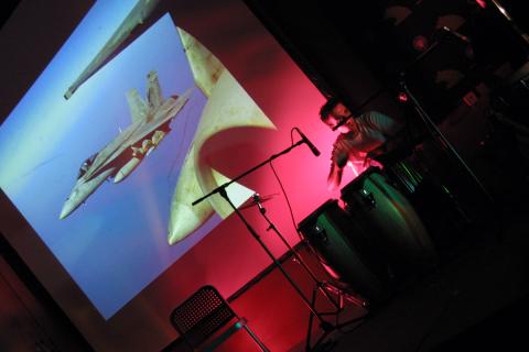 image Percusionista en plena actuación