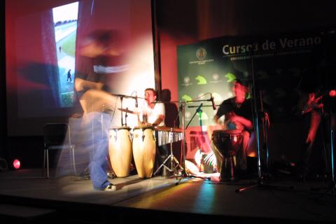 image Bailando break-dance