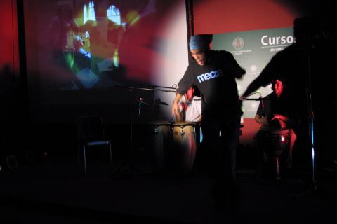 image Bailando break-dance