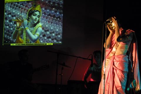 image Baile con máscara