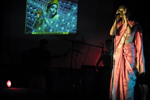 image Baile con máscara