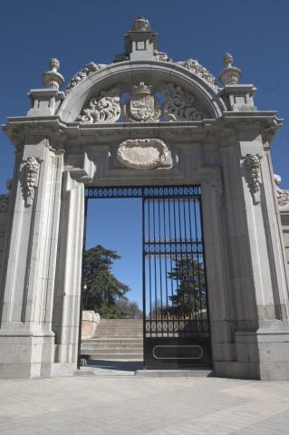 image Entrada Oeste al Parque del Retiro, Madrid