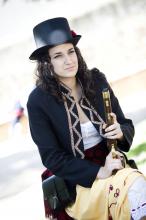 image Recreación de la Guerra de la Independencia en Segovia: Mujer civil guerrillera que participó en la Batalla de Bailén