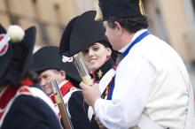 image Recreación de la Guerra de la Independencia en Segovia: Tropas napoleónicas preparadas para el combate