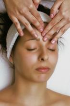 image Limpieza facial: frotaciones en piramidal