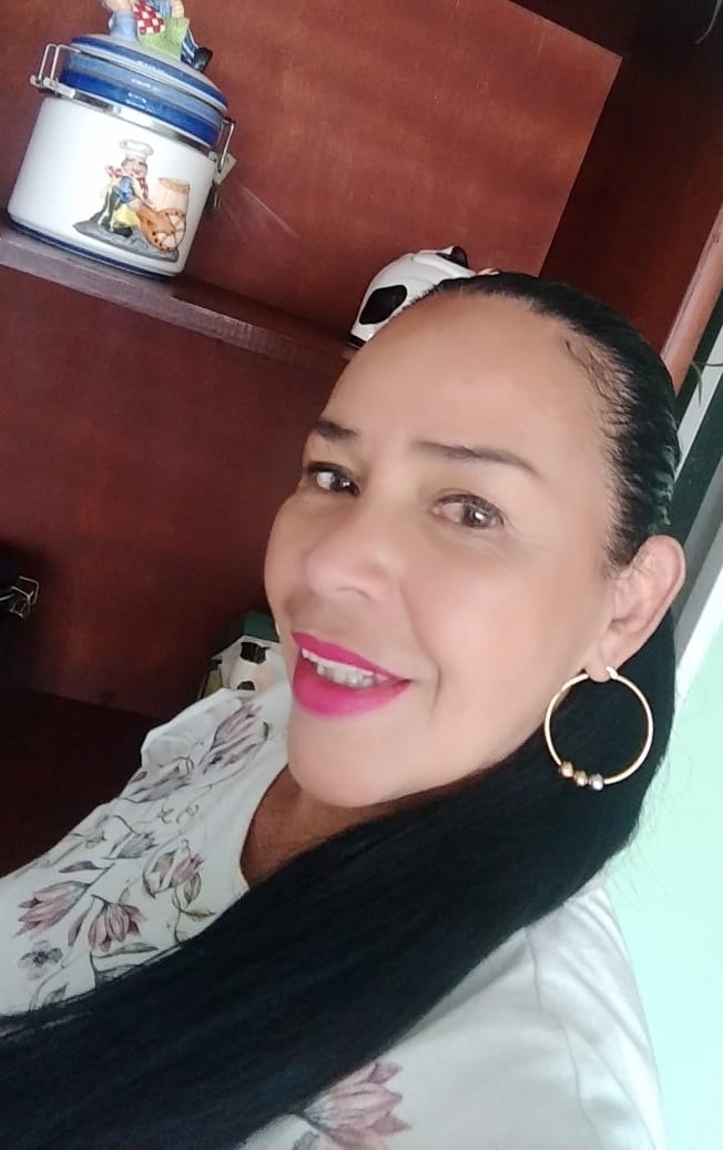 users photo LUZ CARMENZA