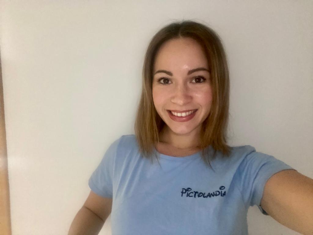 users photo MARÍA DEL CARMEN