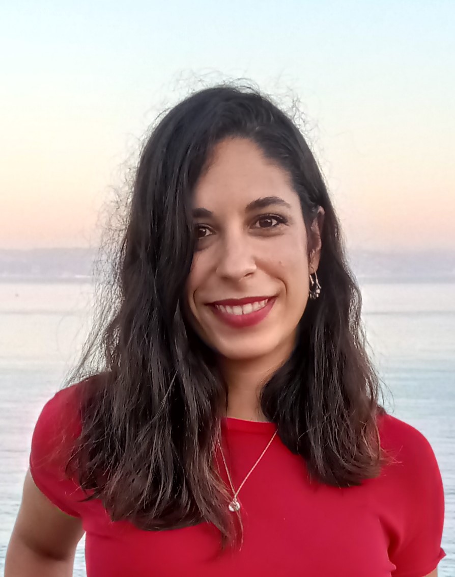 users photo LAURA CRISTINA