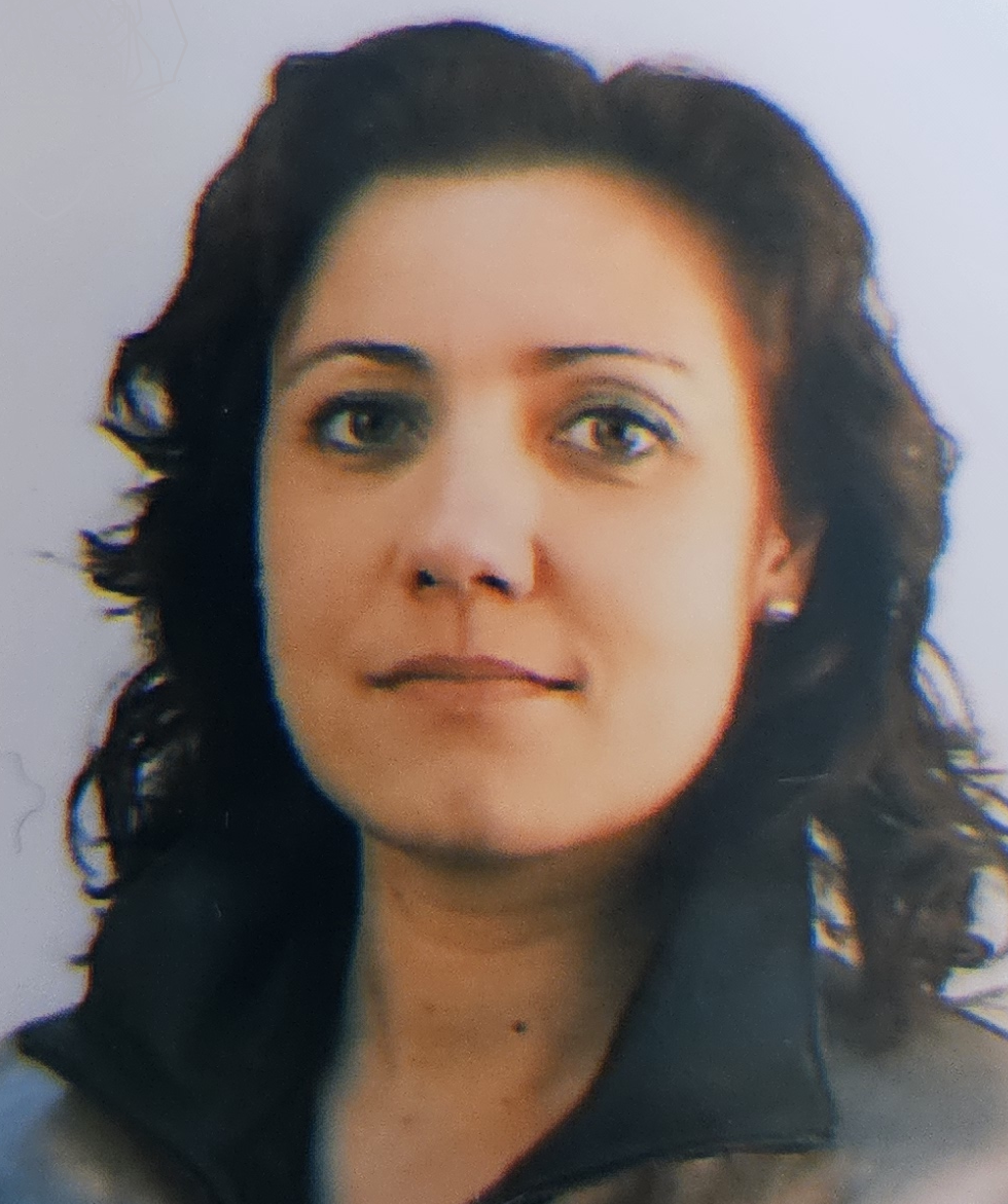 users photo MARIA AMPARO