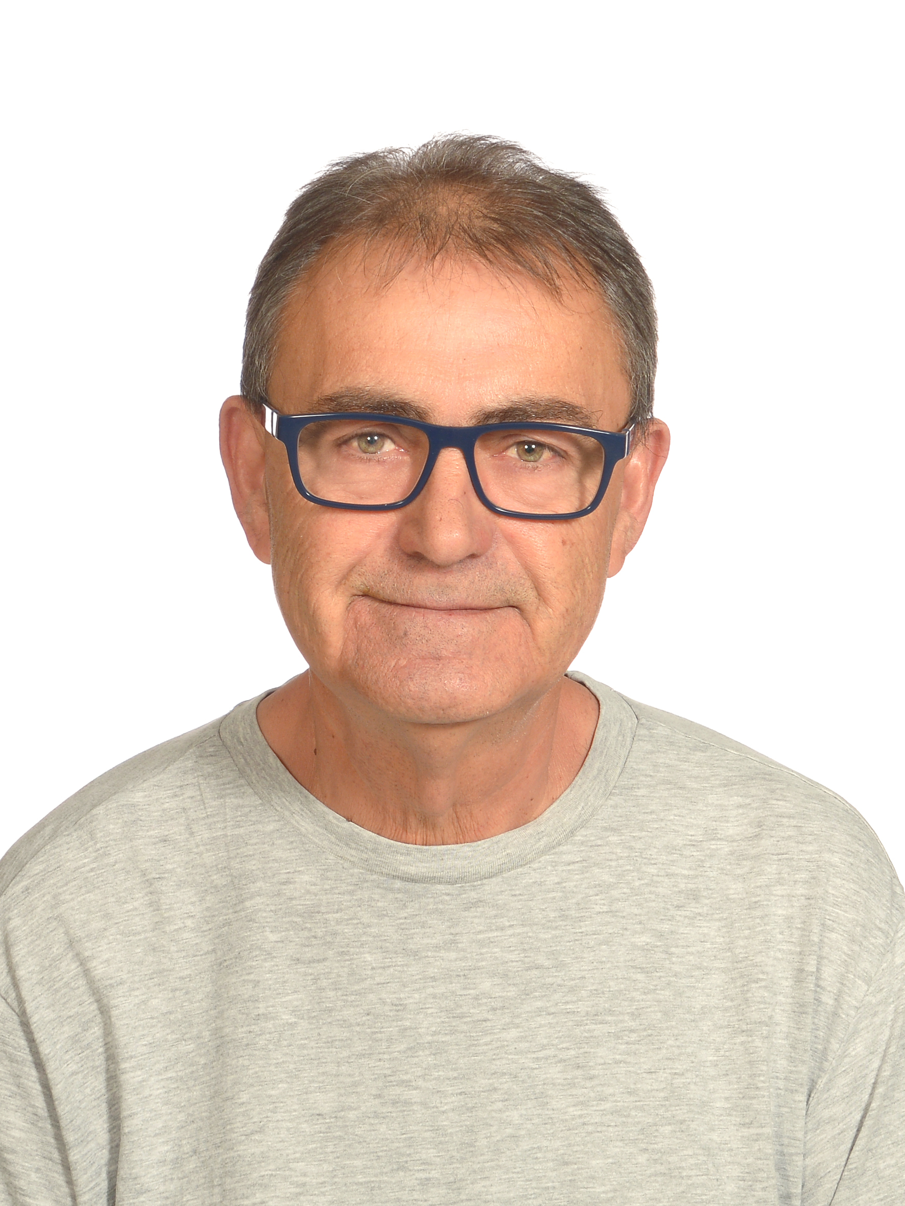 users photo SANTIAGO