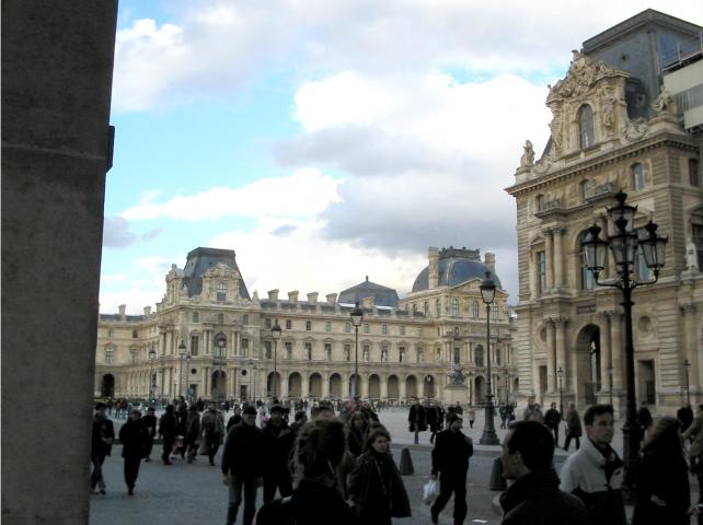image Museo del Louvre