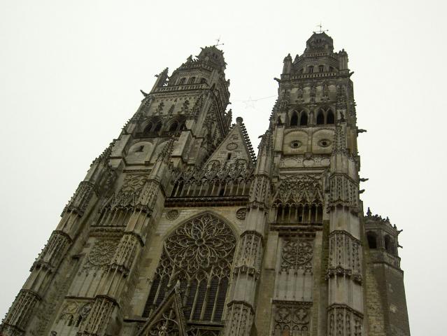 image Fachada de la catedral de Saint-Gatien de Tours (Francia)
