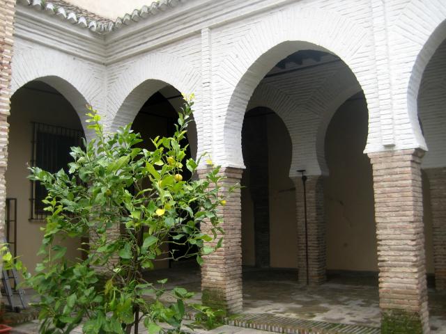 image Patio de la Iglesia del Salvador (Granada) 