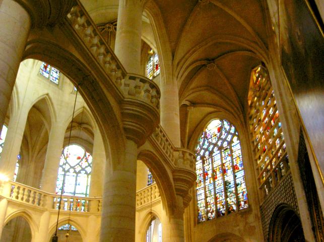 image Interior de la iglesia de Saint-Étienne-du-Mont de París (Francia)