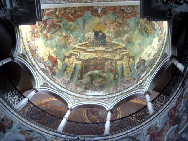 image Interior de la Iglesia de San Luis de los Franceses (Sevilla)