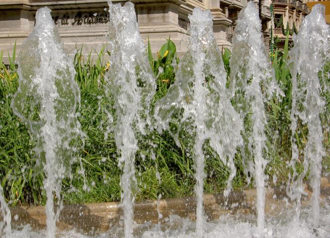 image Plaza Isabel La Católica, Granada (España)