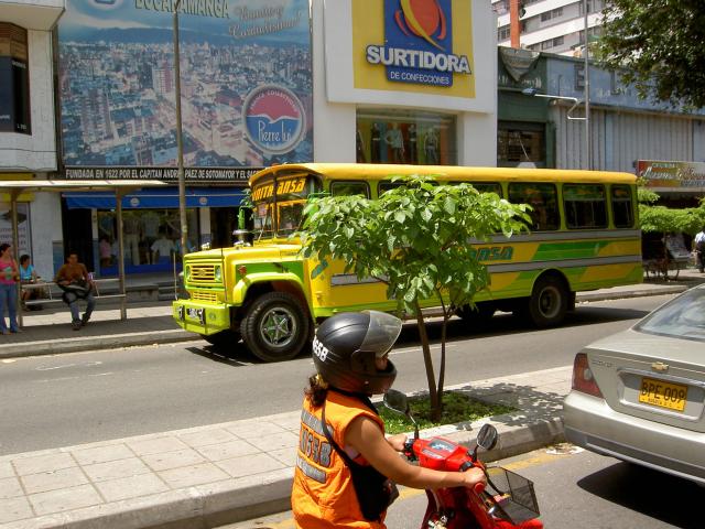image Calles del municipio Bucaramanga, Santander (Colombia)