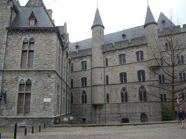 image Fachada Castillo de Gerardo el Diablo, Gante (Bélgica)