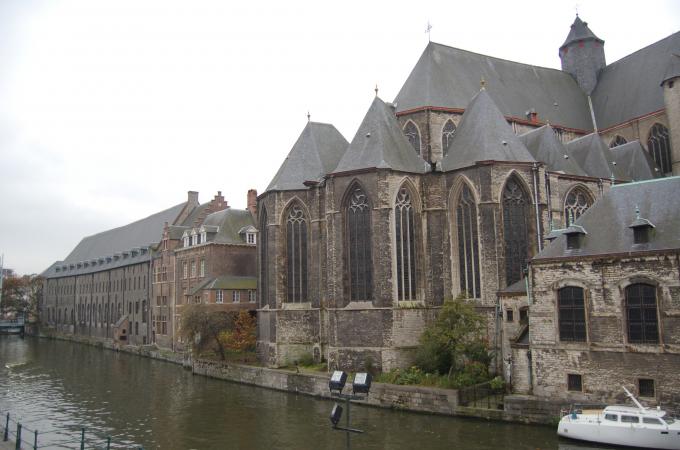 image Iglesia de San Miguel, Gante (Bélgica)