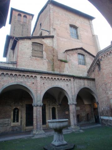 image Basílica del Santo Stefano