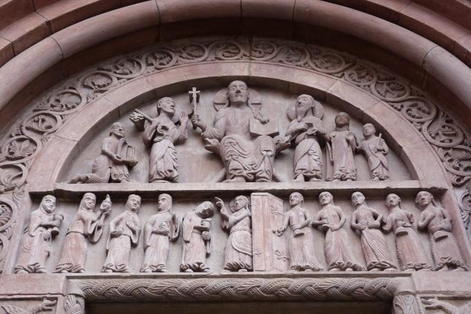 image Tímpano de la Catedral de Basilea