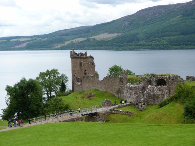image Castillo de Urquhart