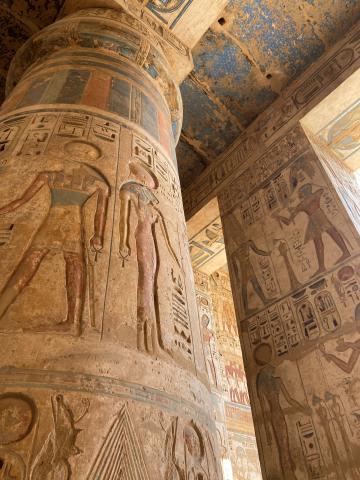 image Columnas en Medinet Habu