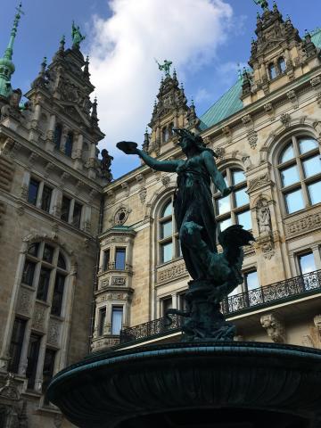 image Escultura de bronce