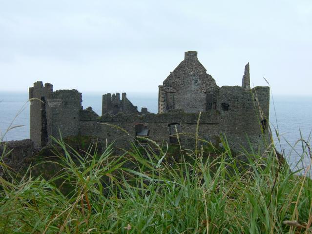 image Castillo en ruinas, Irlanda