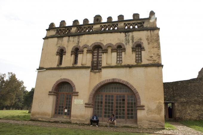 image Castillo de Yohannes I en el recinto real de Fasil Ghebi, Etiopía