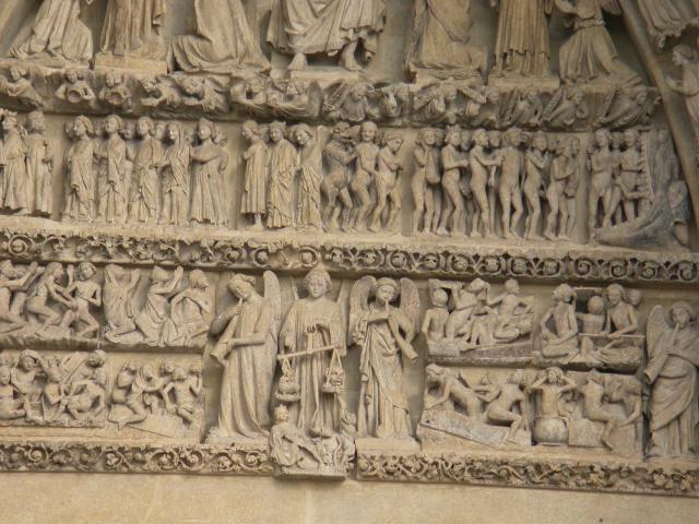 image Detalle del tímpano del portal de San Salvador en la Catedral de Amiens, Francia