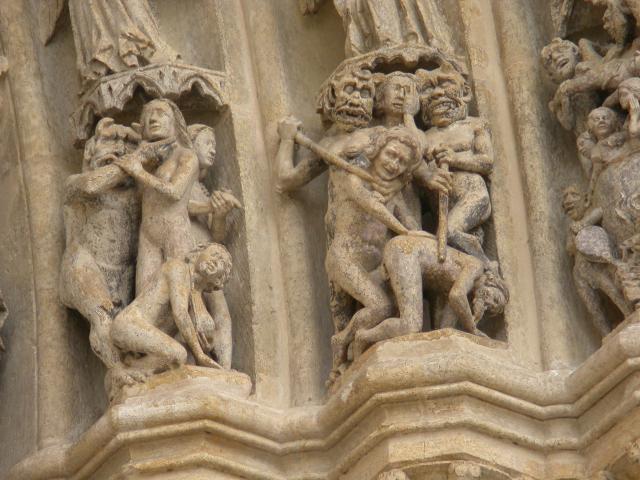 image Detalle de las arquivoltas del portal de San Salvador en la Catedral de Amiens, Francia
